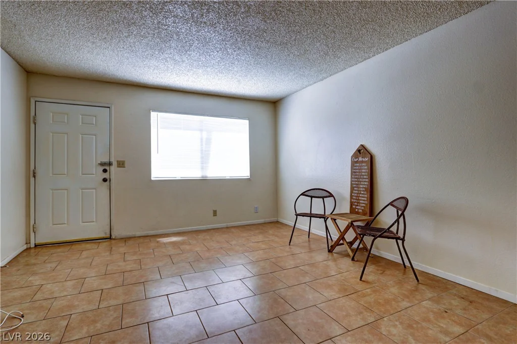 1721 Cordoba, Las Vegas, NV 89108
