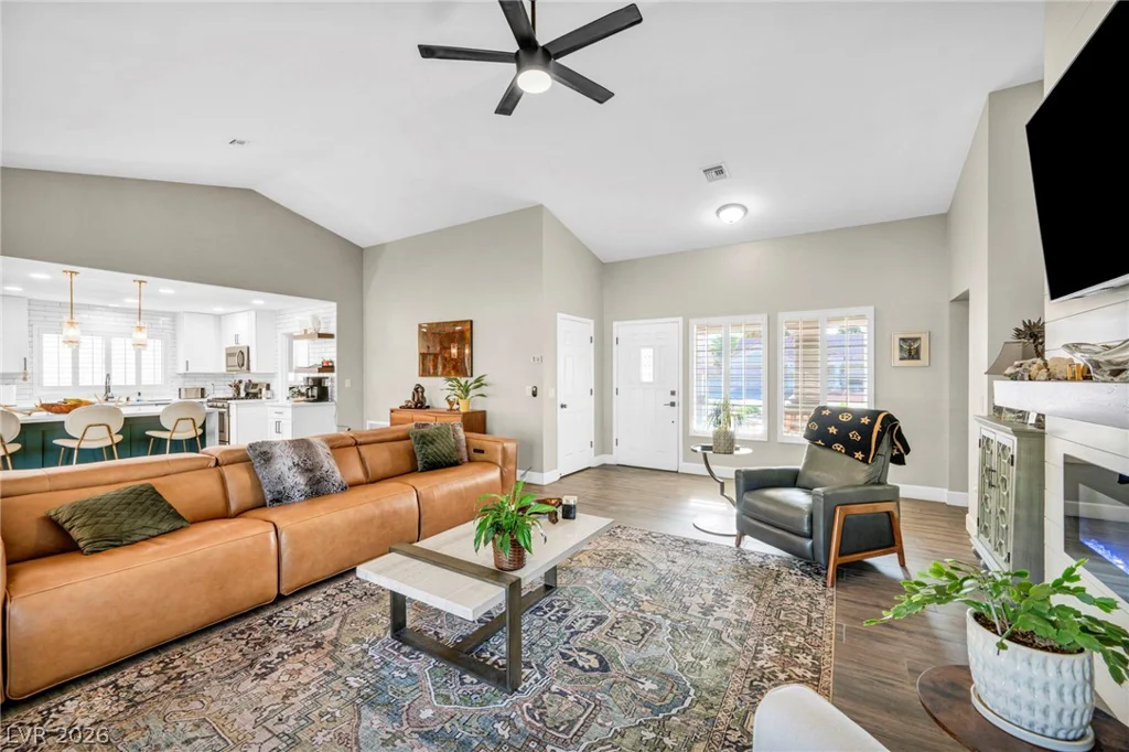 2412 Showcase, Las Vegas, NV 89134