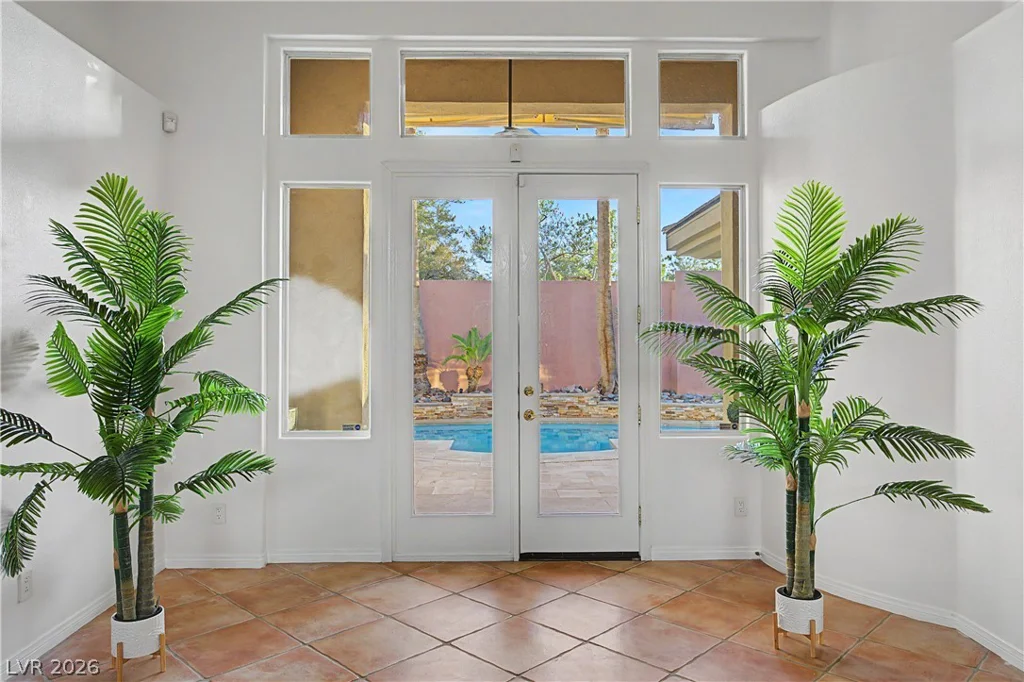 9733 Plateau Heights, Las Vegas, NV 89144
