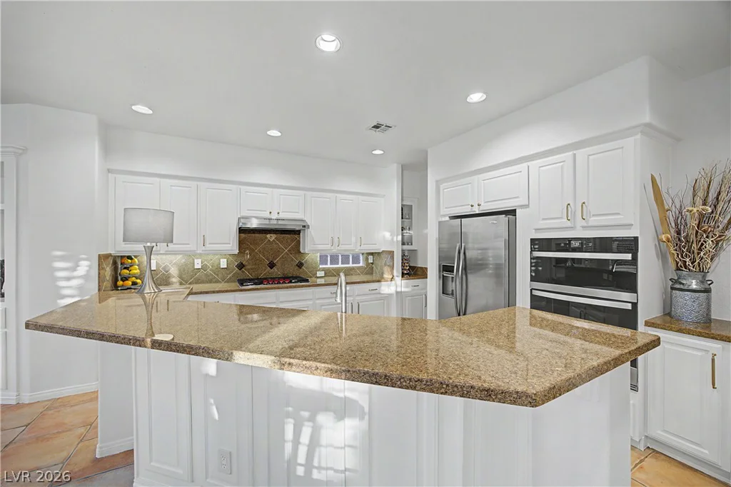 9733 Plateau Heights, Las Vegas, NV 89144