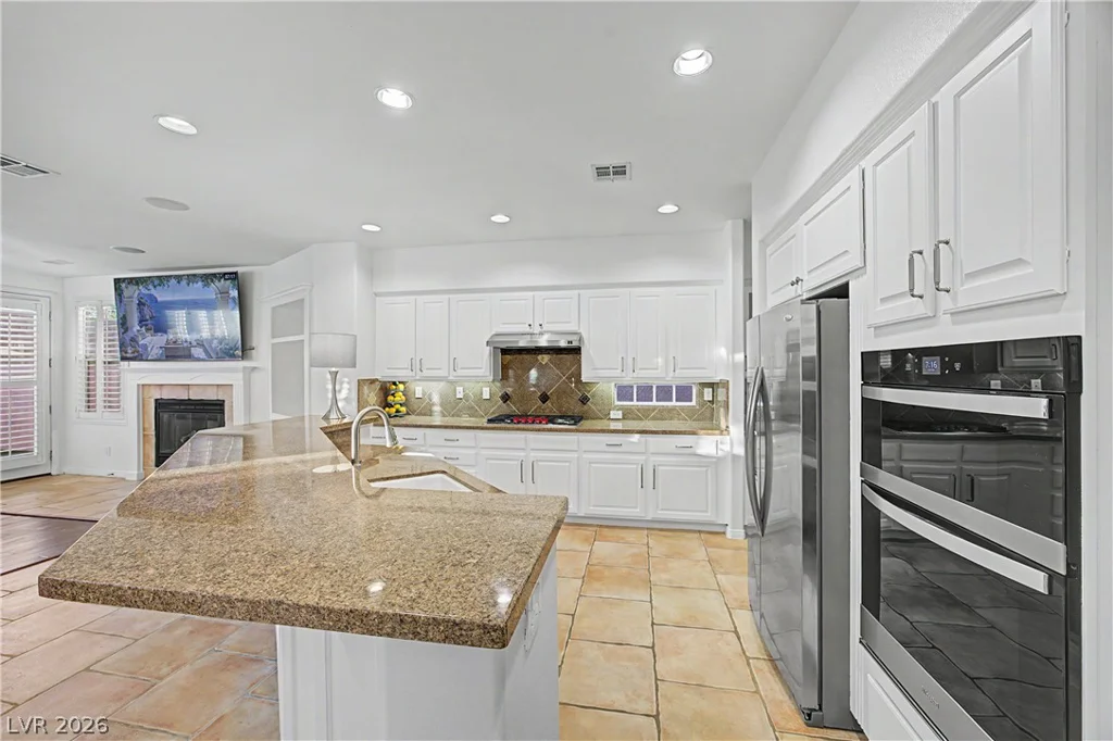 9733 Plateau Heights, Las Vegas, NV 89144