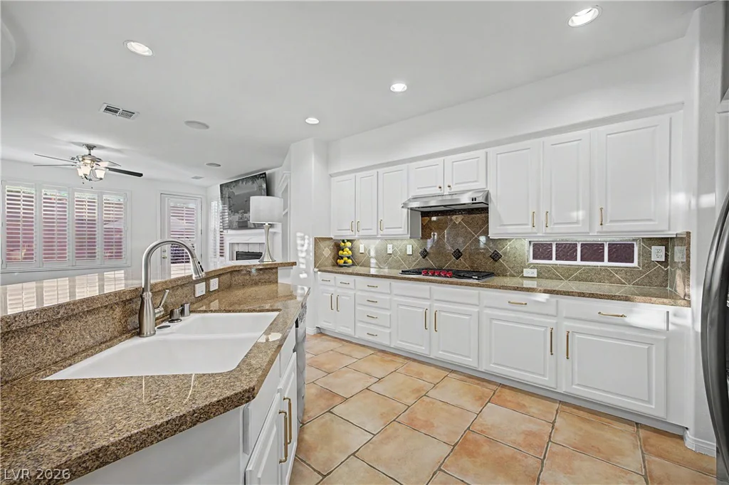 9733 Plateau Heights, Las Vegas, NV 89144