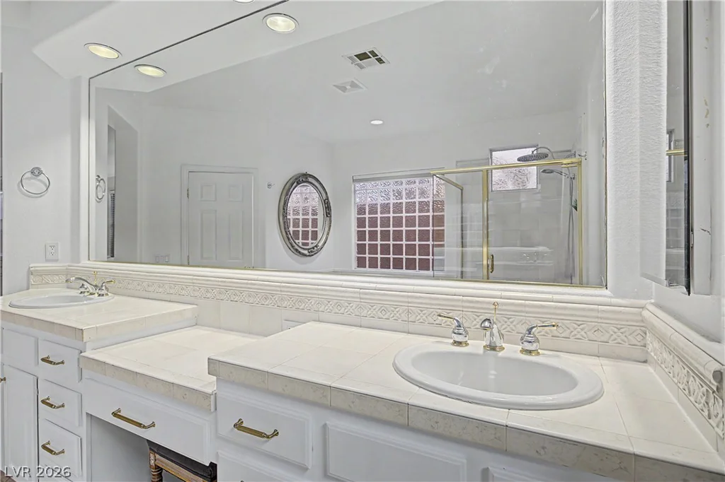 9733 Plateau Heights, Las Vegas, NV 89144