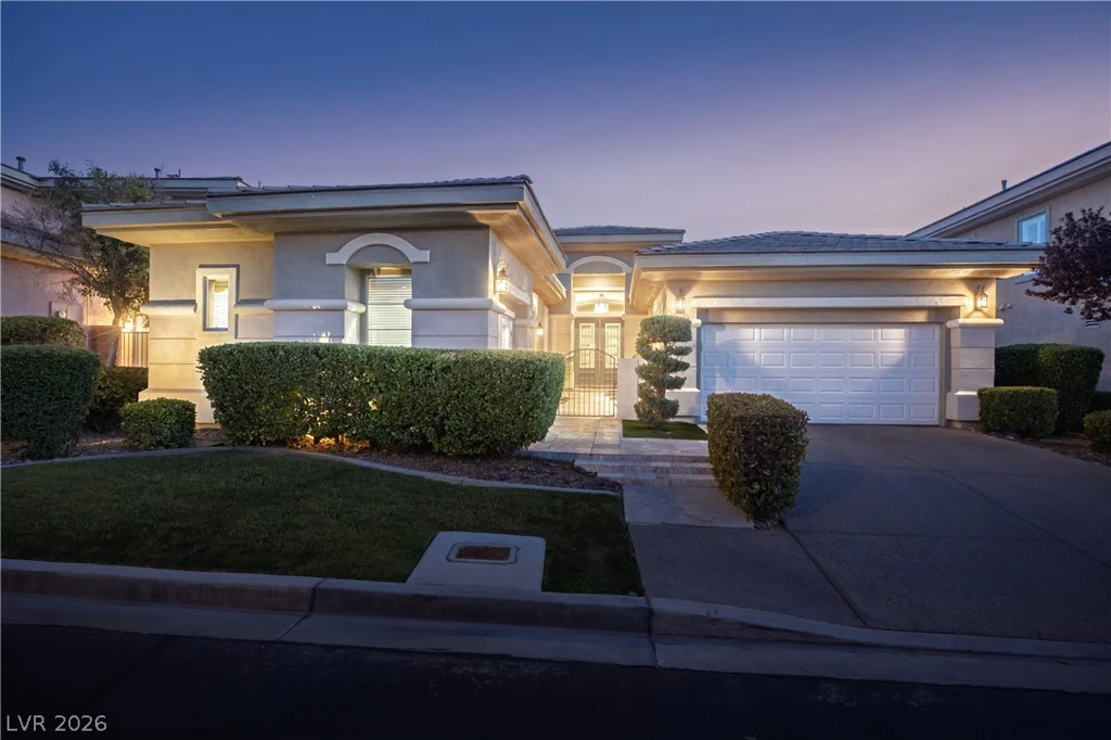 9733 Plateau Heights, Las Vegas, NV 89144