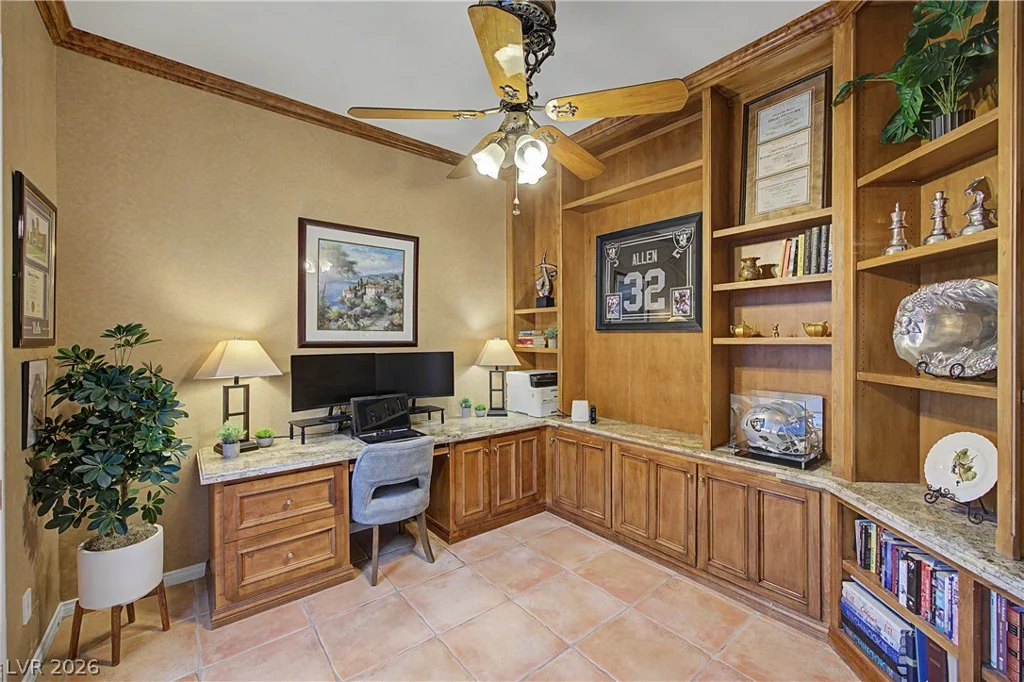 9733 Plateau Heights, Las Vegas, NV 89144