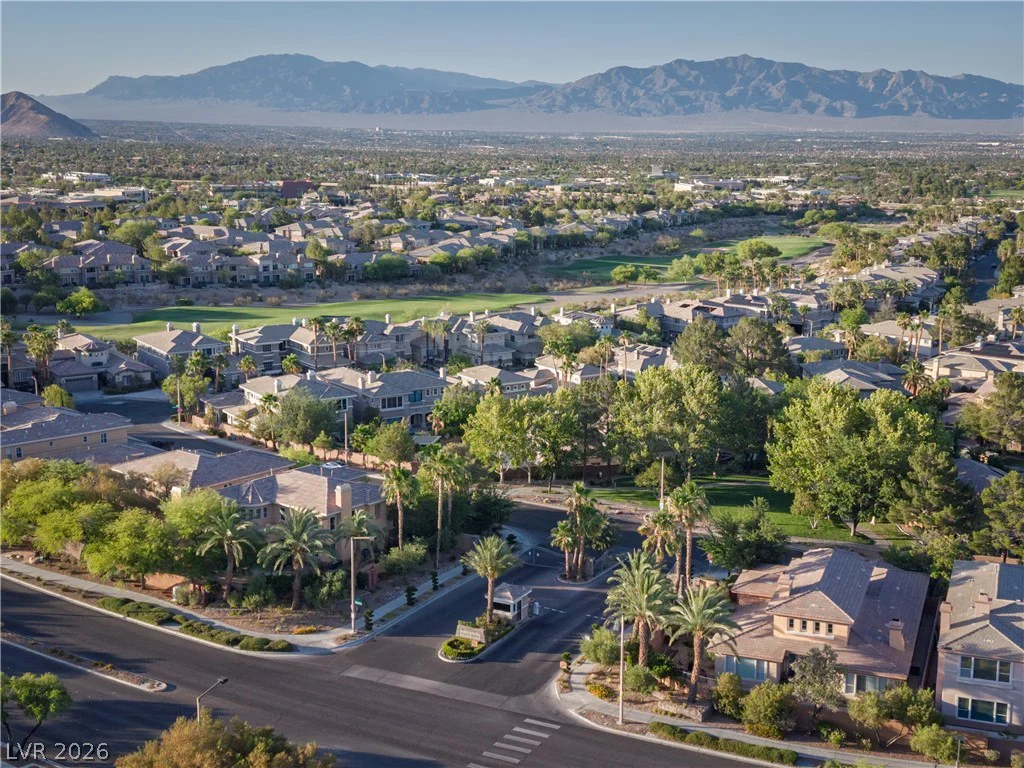 9733 Plateau Heights, Las Vegas, NV 89144