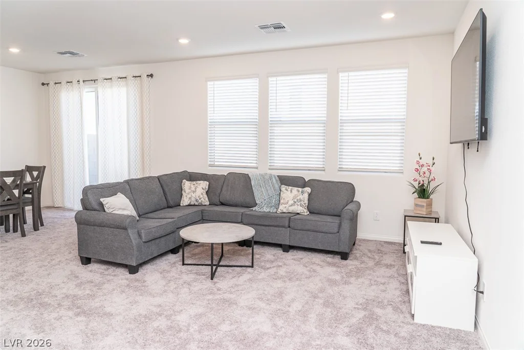 7062 Cass, Las Vegas, NV 89113