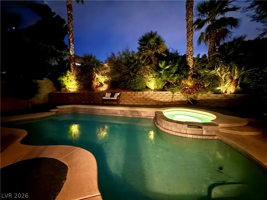 253 Camelback Ridge, Henderson, NV 89012