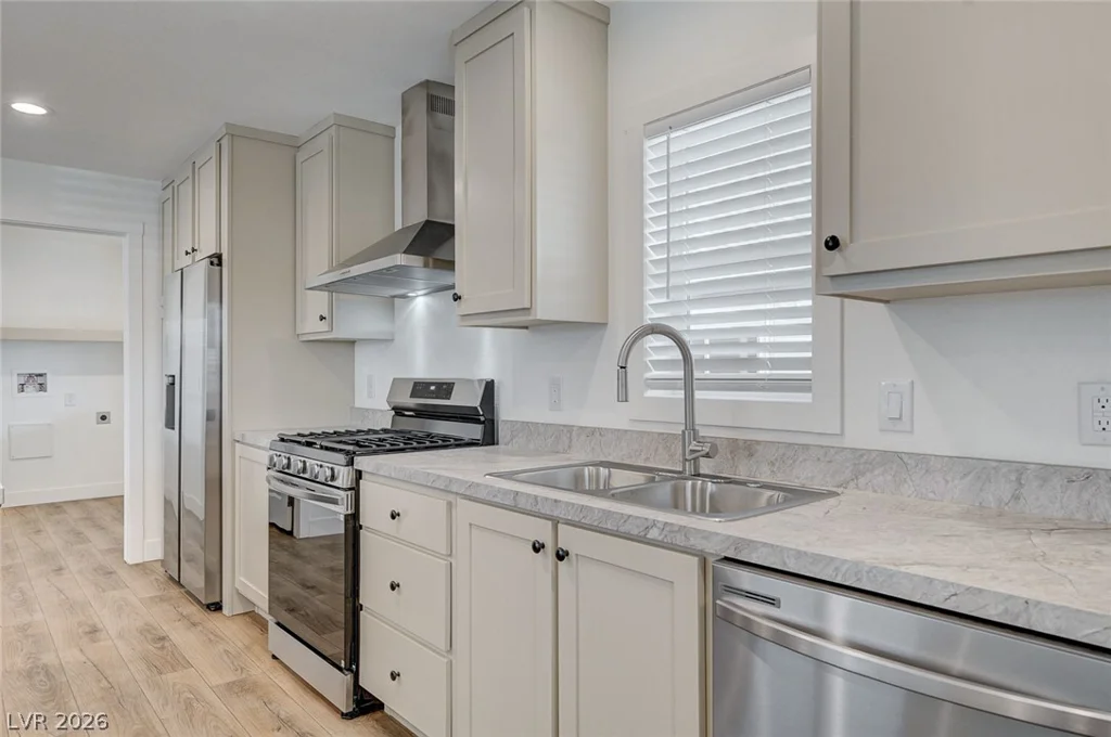 4600 Royal Ridge, Las Vegas, NV 89103