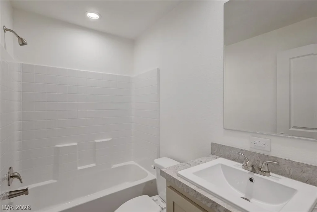 4600 Royal Ridge, Las Vegas, NV 89103