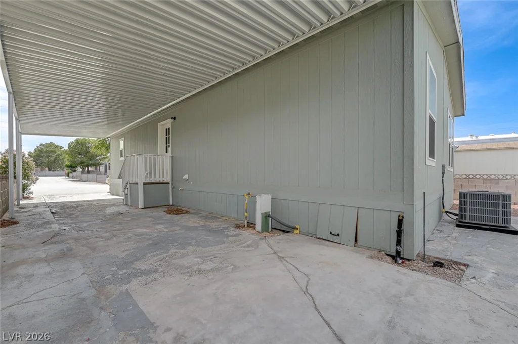 4600 Royal Ridge, Las Vegas, NV 89103