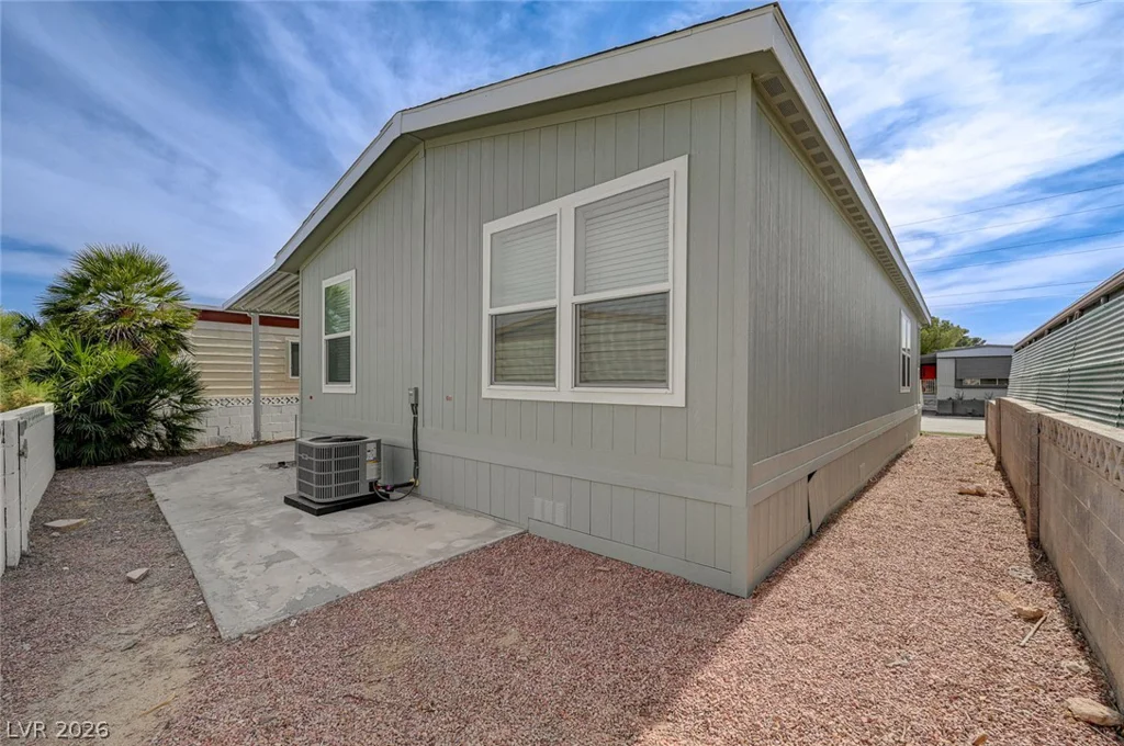 4600 Royal Ridge, Las Vegas, NV 89103