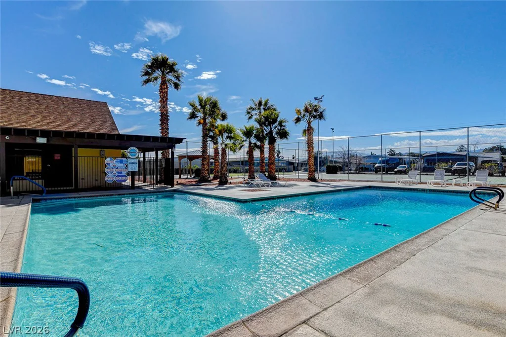 4600 Royal Ridge, Las Vegas, NV 89103