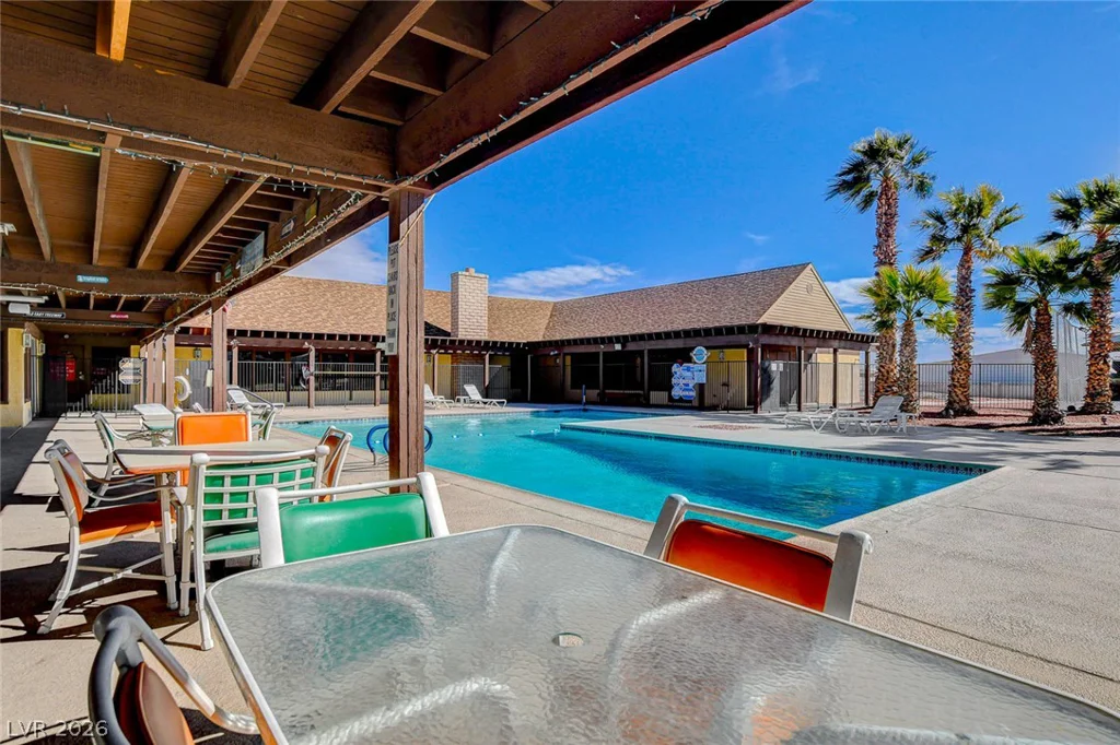 4600 Royal Ridge, Las Vegas, NV 89103