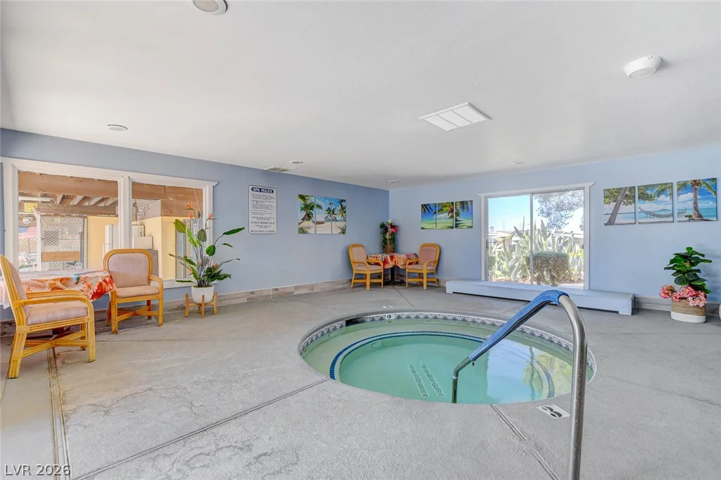 4600 Royal Ridge, Las Vegas, NV 89103