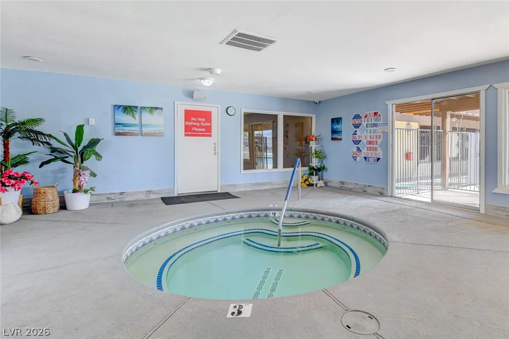4600 Royal Ridge, Las Vegas, NV 89103