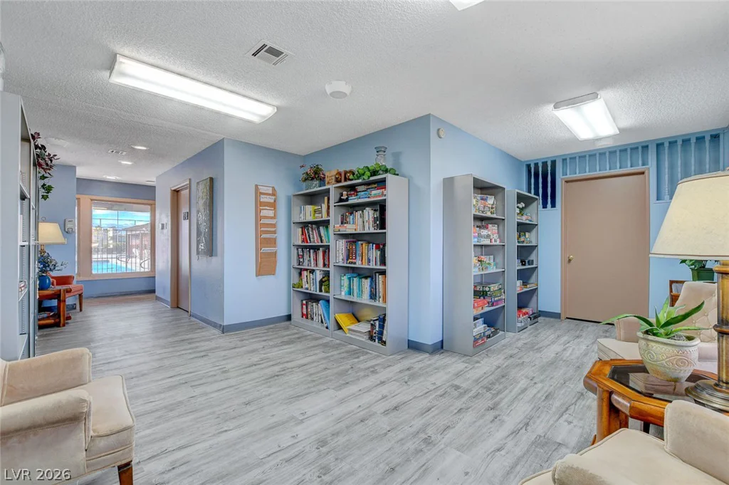 4600 Royal Ridge, Las Vegas, NV 89103