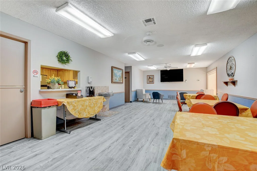 4600 Royal Ridge, Las Vegas, NV 89103