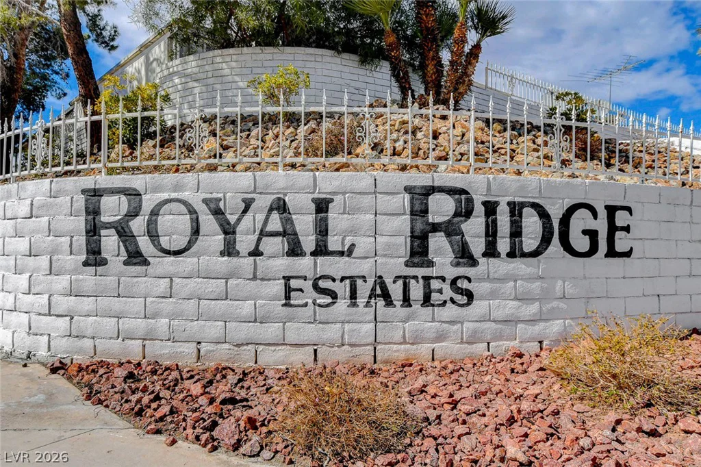 4600 Royal Ridge, Las Vegas, NV 89103