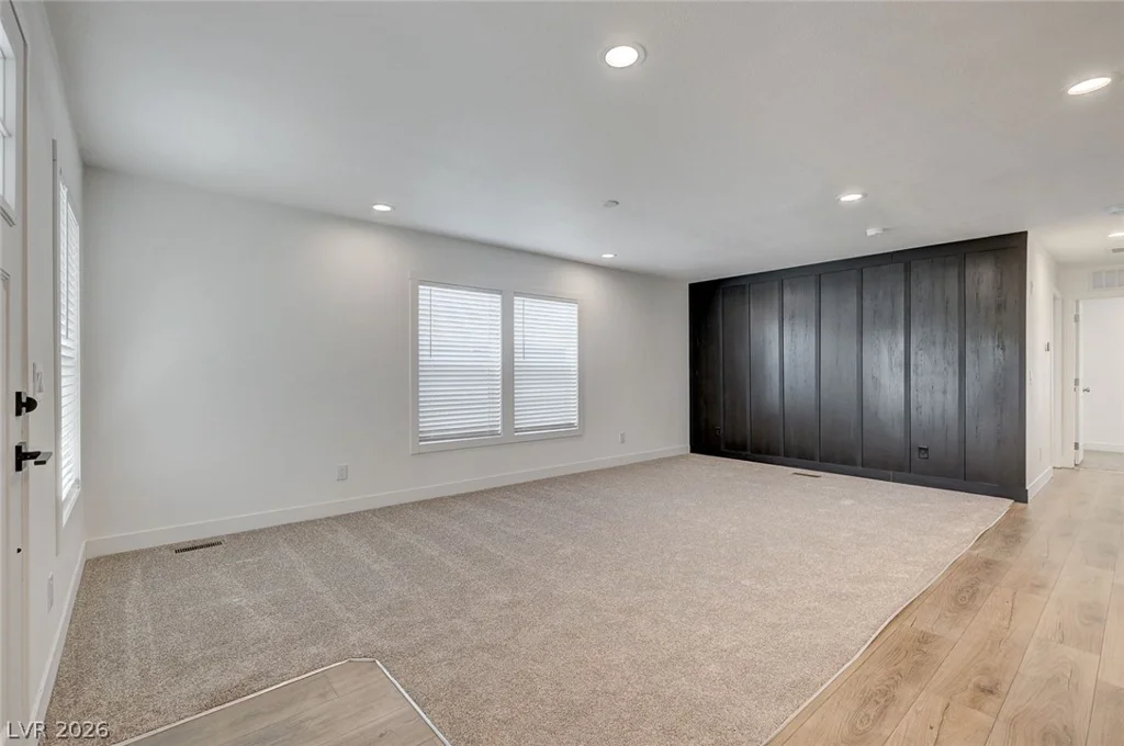 4600 Royal Ridge, Las Vegas, NV 89103