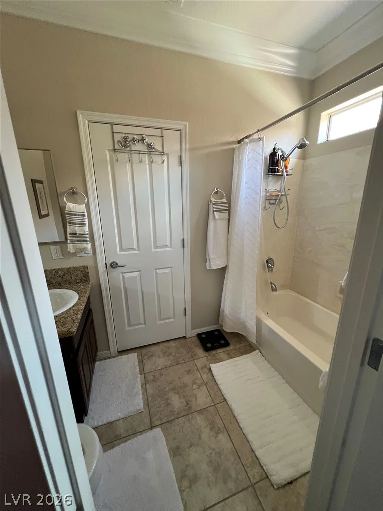 6505 Collingsworth, Las Vegas, NV 89131