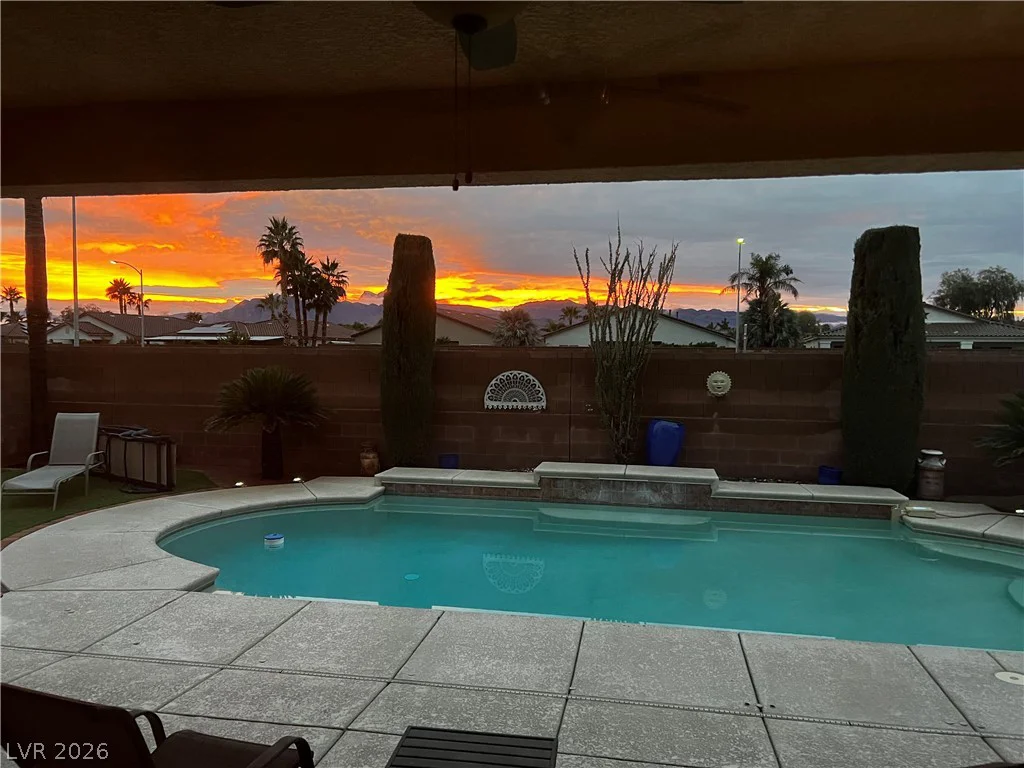 6505 Collingsworth, Las Vegas, NV 89131