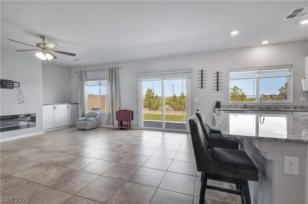 4622 Pointleaf, North Las Vegas, NV 89032