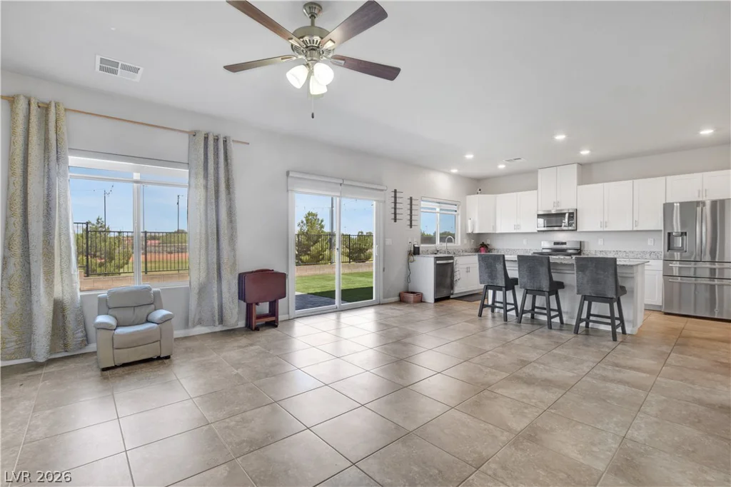 4622 Pointleaf, North Las Vegas, NV 89032