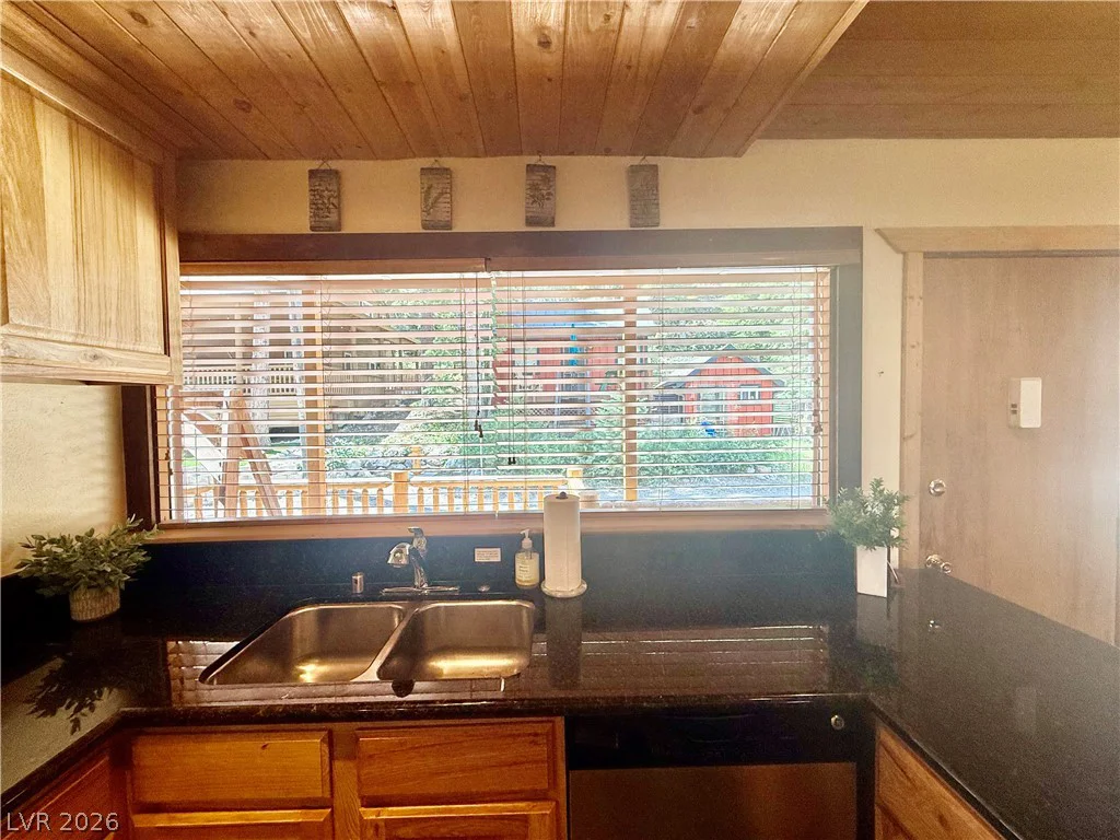 4590 Aspen, Las Vegas, NV 89124