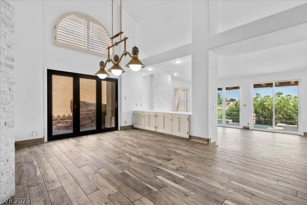 7737 Spanish Lake, Las Vegas, NV 89113