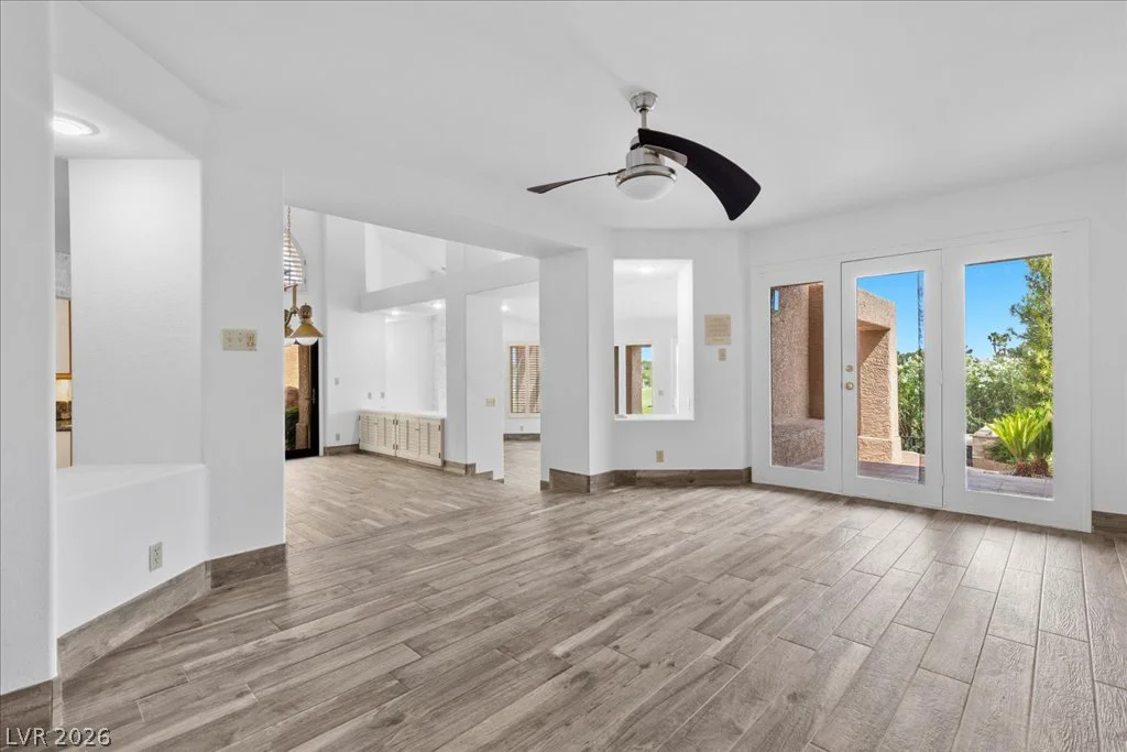 7737 Spanish Lake, Las Vegas, NV 89113