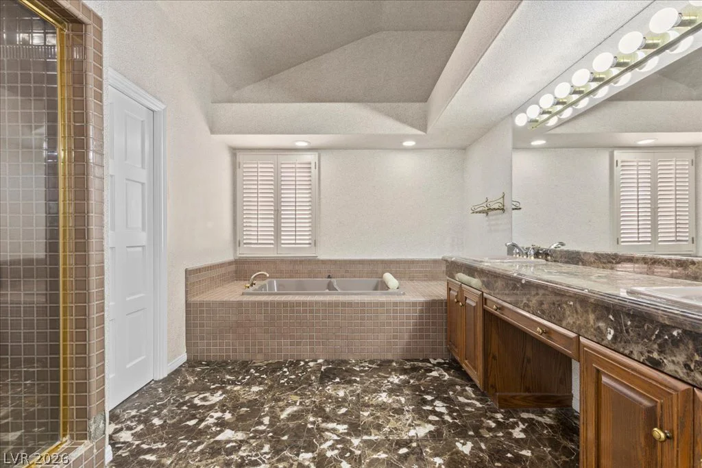 7737 Spanish Lake, Las Vegas, NV 89113