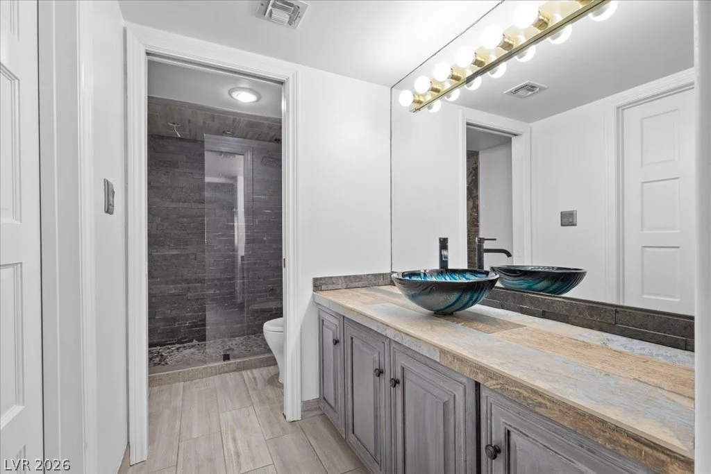 7737 Spanish Lake, Las Vegas, NV 89113