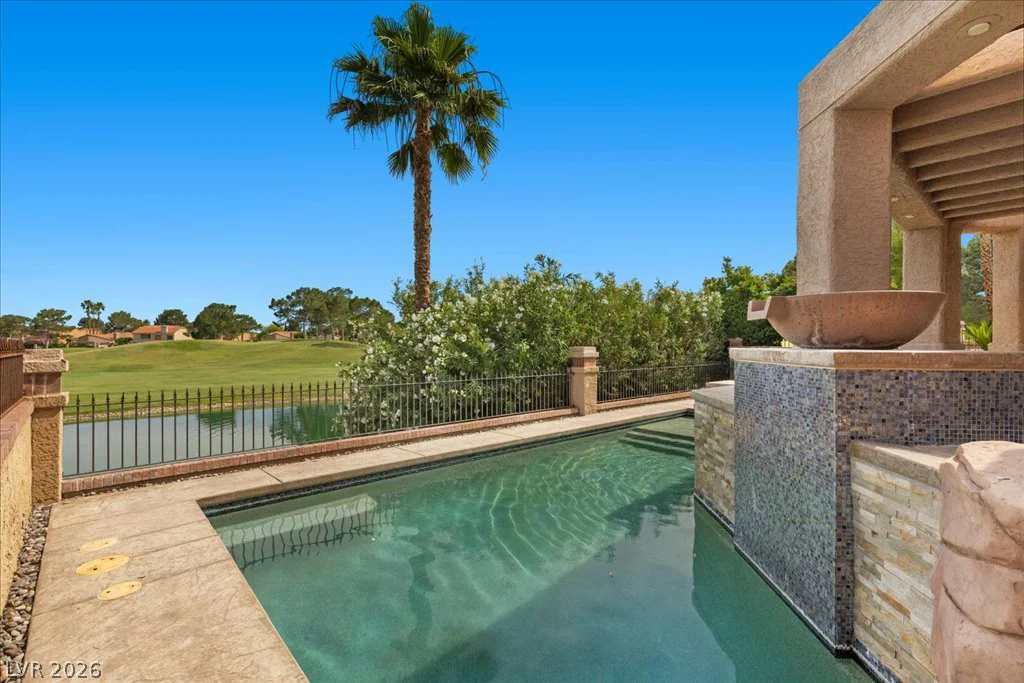 7737 Spanish Lake, Las Vegas, NV 89113