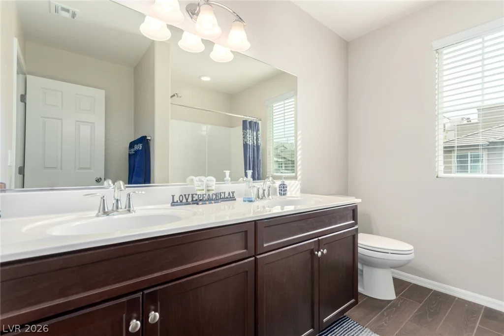 10814 Faulkner Run, Las Vegas, NV 89166