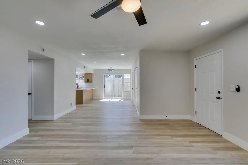 5682 Coaldale, Las Vegas, NV 89110