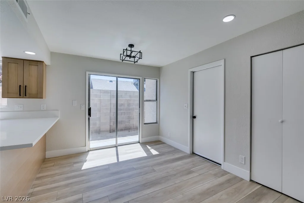 5682 Coaldale, Las Vegas, NV 89110