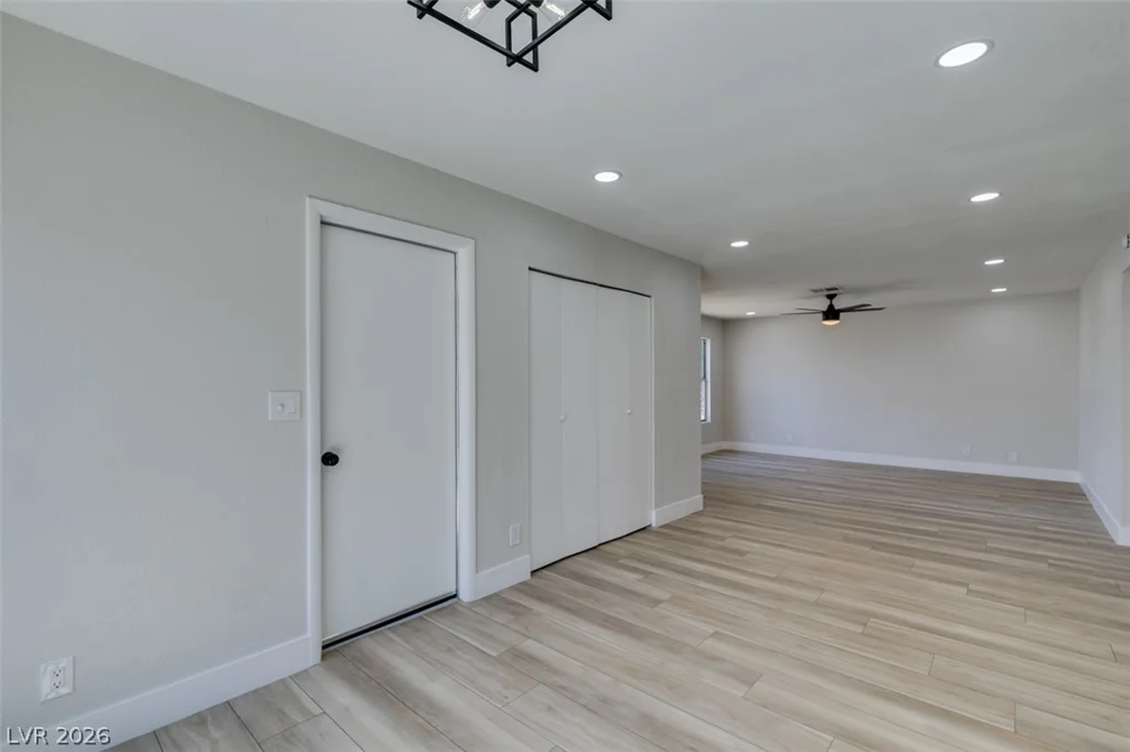 5682 Coaldale, Las Vegas, NV 89110