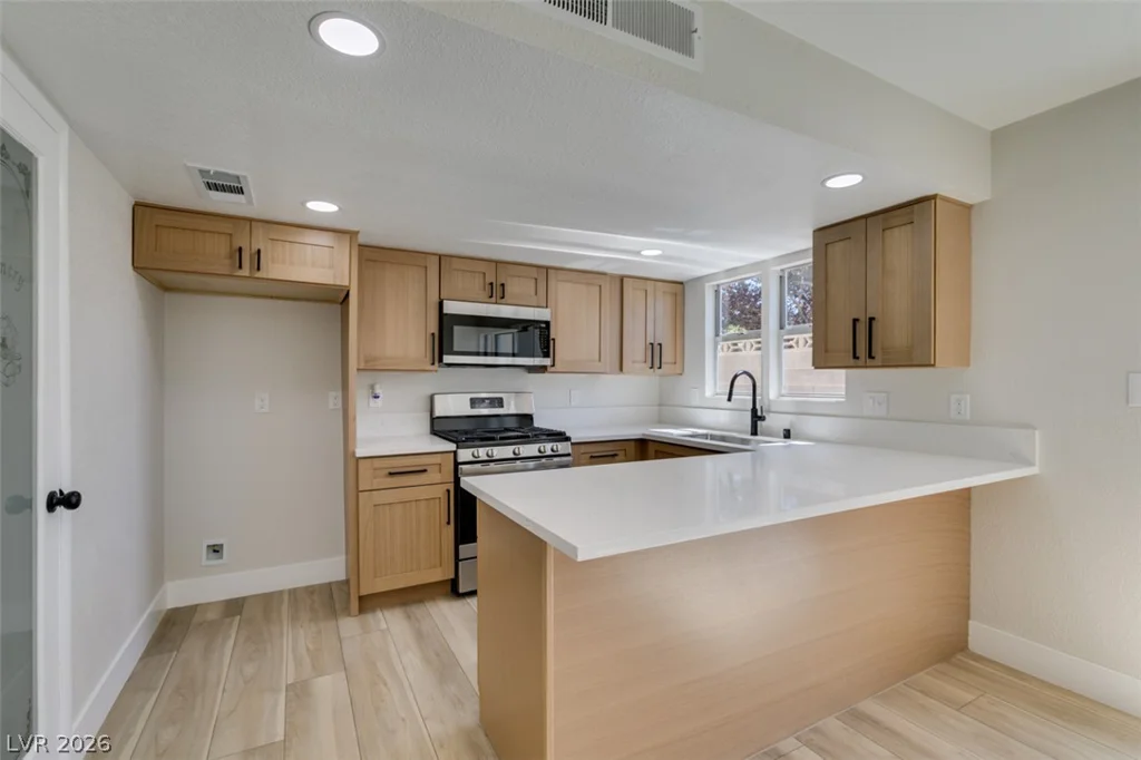 5682 Coaldale, Las Vegas, NV 89110