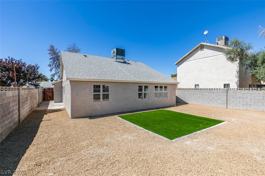 5682 Coaldale, Las Vegas, NV 89110