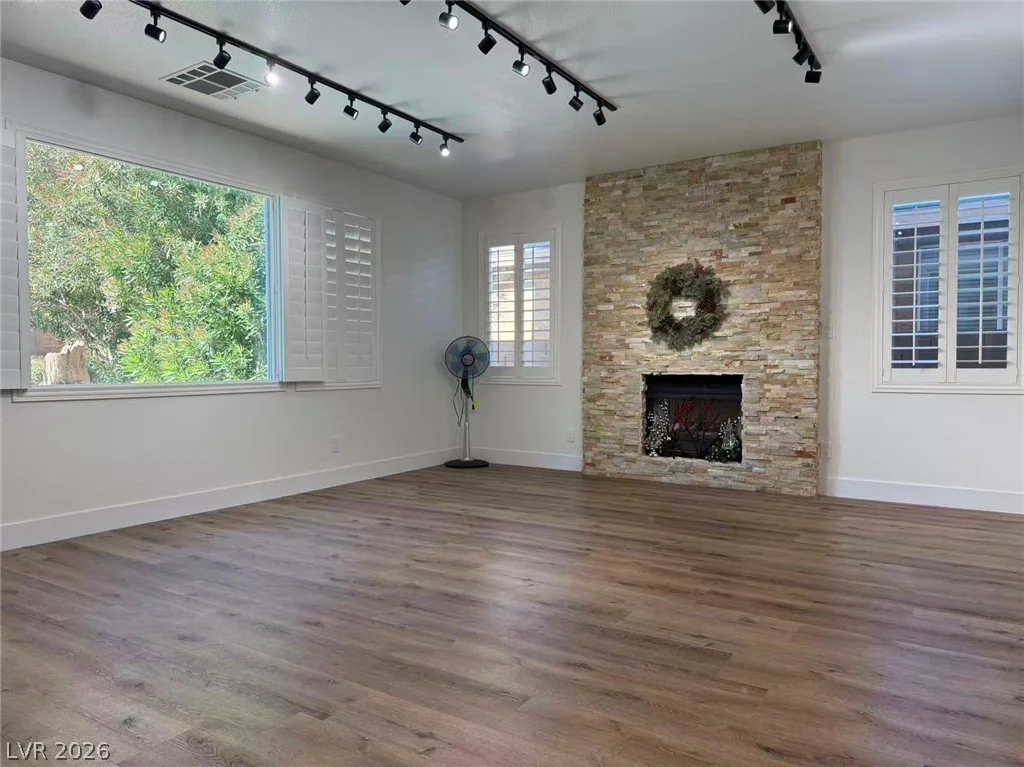 605 Runbridge, Las Vegas, NV 89144