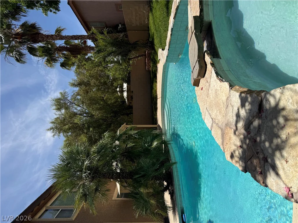 605 Runbridge, Las Vegas, NV 89144