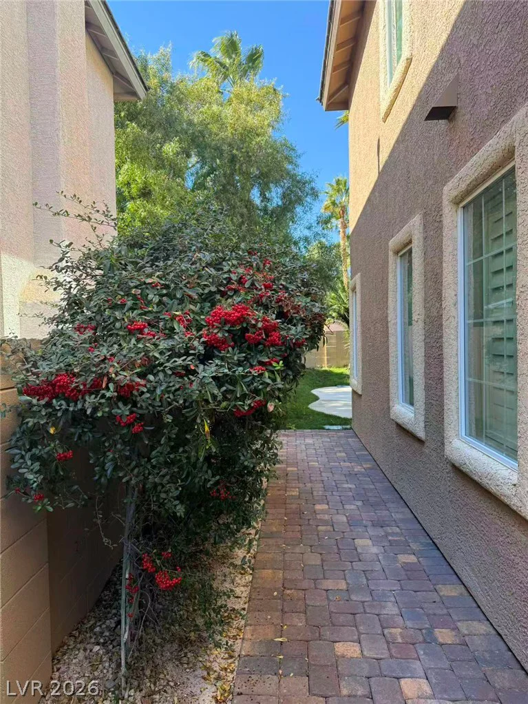 605 Runbridge, Las Vegas, NV 89144