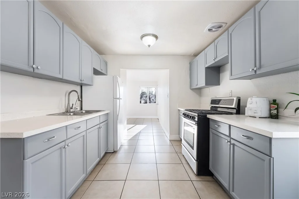 2625 Spear, North Las Vegas, NV 89030