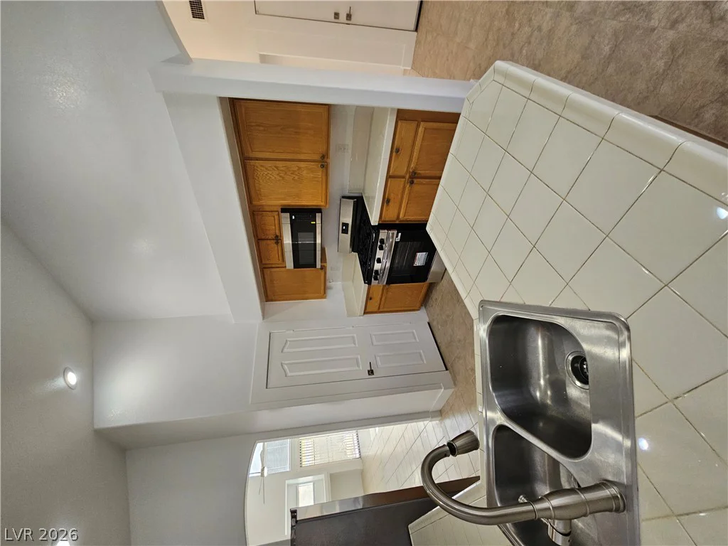 3816 Conough, Las Vegas, NV 89129