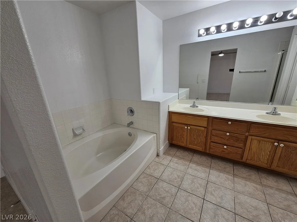 3816 Conough, Las Vegas, NV 89129