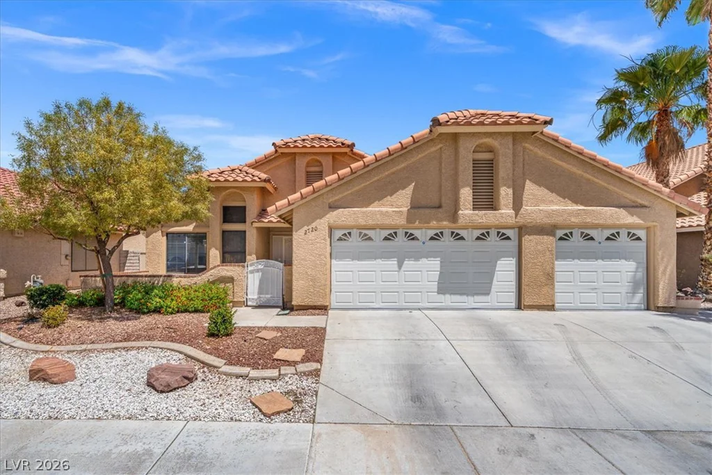 2720 Brookstone, Las Vegas, NV 89117