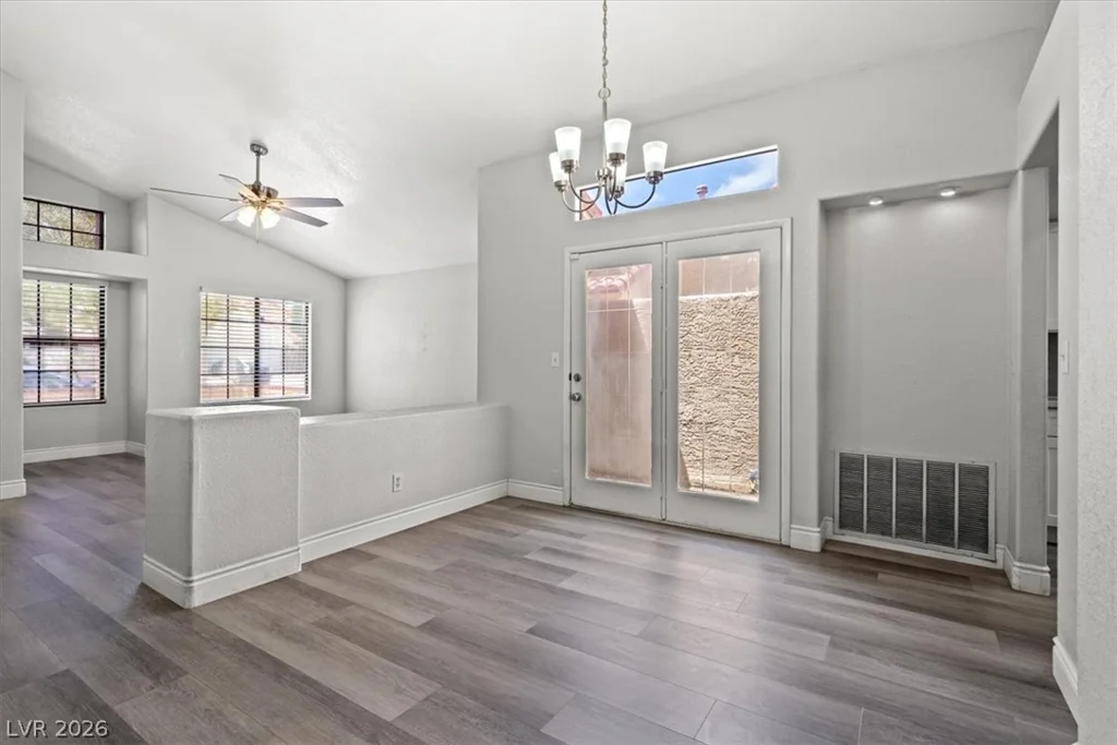 2720 Brookstone, Las Vegas, NV 89117