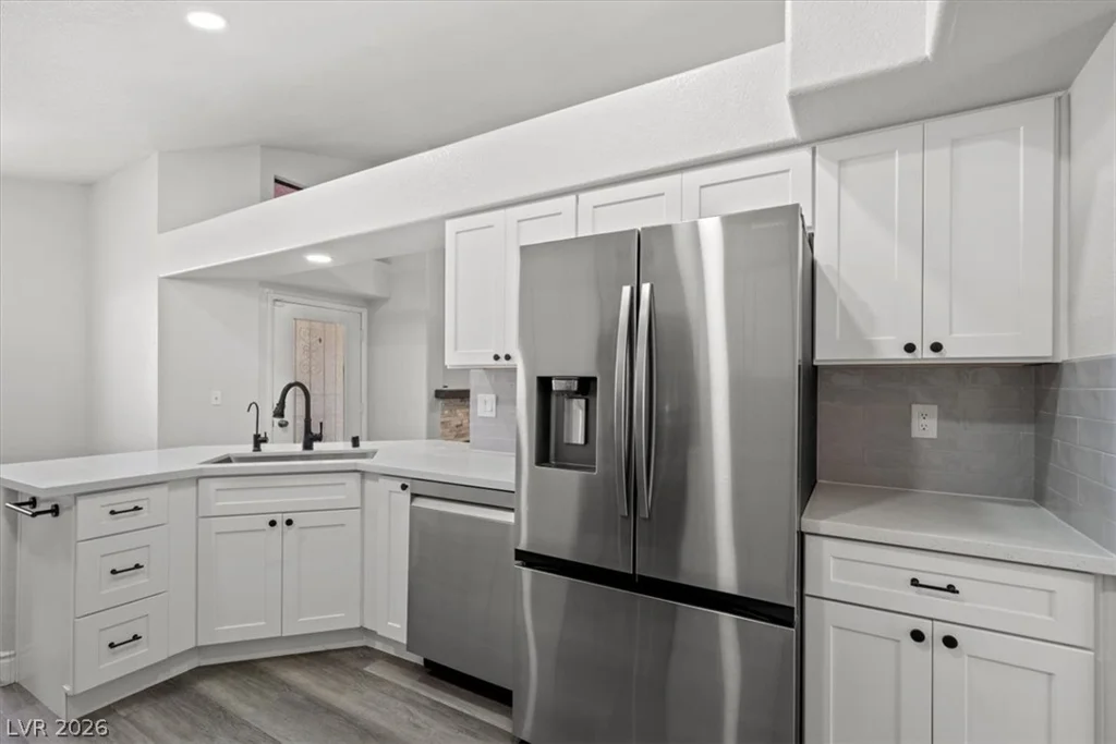 2720 Brookstone, Las Vegas, NV 89117