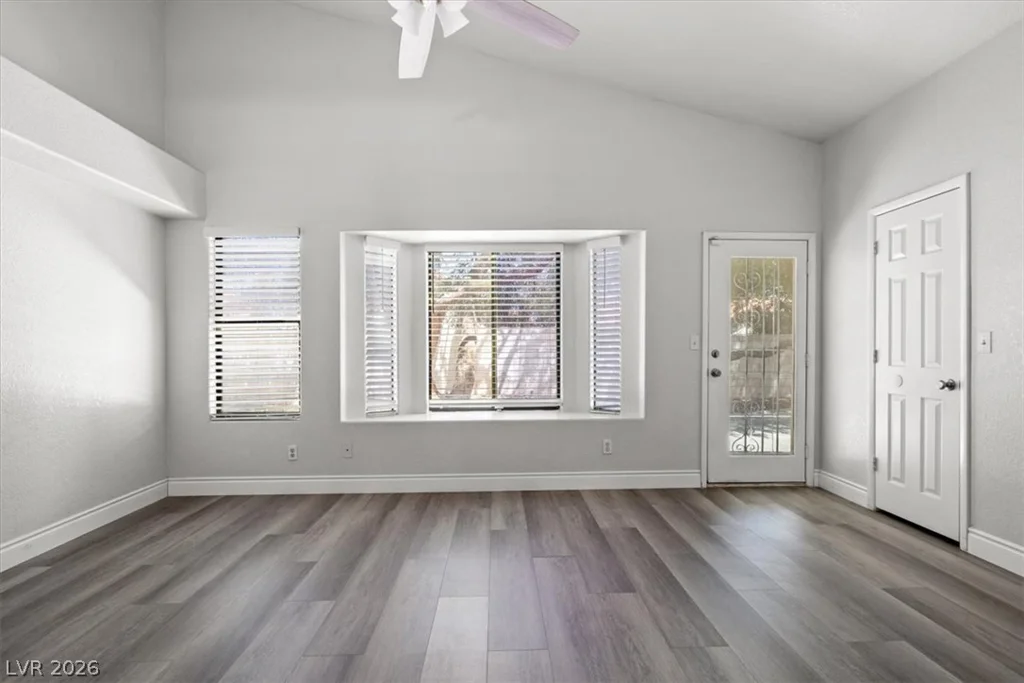 2720 Brookstone, Las Vegas, NV 89117